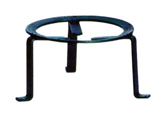 Treppiedi per caldaio - ø cm.55 pesante - in ferro lucido