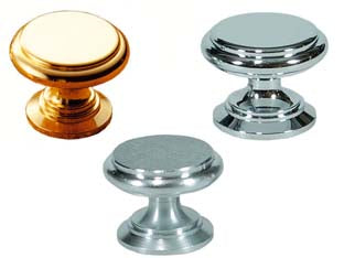 Pomoli per mobili in ottone piatti sagomati - ø mm.32 in ottone oro lucido - Nessuna Descrizione per questo prodotto