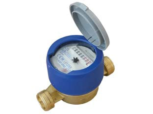 Contatore per acqua fredda 5 rulli - a getto unico, quadrante asciutto con lettura diretta su rulli numerati e ruotabili a 360° per facilitare la lettura in caso ...