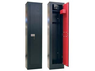 Armadio portafucili con tesoretto - mm.320x210x1380h. 5 posti peso kg.33 - cassa struttura in lamiera d'acciaio spessore mm.2 con angoli arrotondati antiabrasione, colore nero con finitura martellata,...