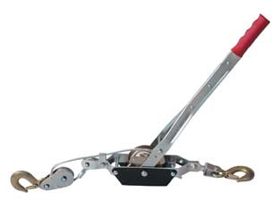 Argano manuale a fune kg.2000 - portata max Kg.2.000 - in acciaio zincato, gancio con linguetta di sicurezza, impugnatura morbida, lunghezza fune mt.2