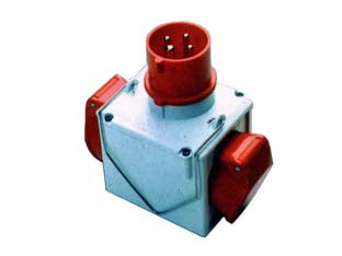 Adattatore industriale 380v con spina e 2 prese cee ip44 - 16A colore rosso 73111 - spina 3 poli + terra 16A 380v, 2 prese 3 poli + terra 16A 380V