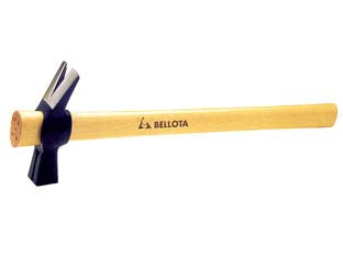 Martelli da carpentiere con magnete mod.8017 - gr.300 mod.8017-A - testa in acciao C45 temprata verniciata a polveri epossidiche, manico legno verniciato da cm.45