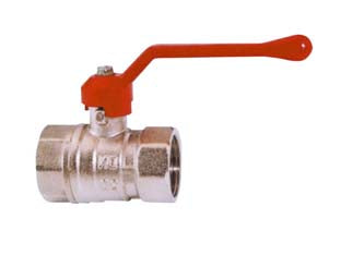 Valvola a sfera f/f con maniglia a leva - FF 1/2' - in ottone nichelato, direzione flusso: a passaggio totale nei due sensi adattata per impianti di circolazione di fluidi caldi...