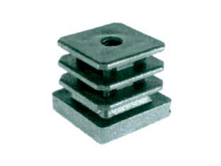 Puntali alettati e filettati interni per tubo quadro - mm.40x40x30h. - filetto interno mm.10 - alettati, in polietilene colore nero