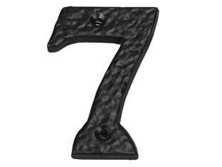 Numero civico 7 in ferro nero opaco - mm.75h. numero civico 7, in ferro con fori colore nero opaco