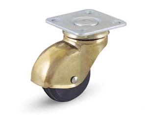 Ruote a cuffia girevole in gomma con piastra girevole 210 - ø mm.35x18 piastra mm.40x40 mm.50h. port. Kg.15 - supporto a cuffia in acciaio ottonato stampato rotante su doppia corona di sfere zinco-ottonato, ruota in gomma nera, l'impie...
