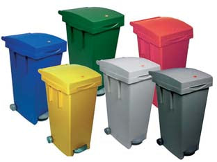 Bidone bigtata con ruote e pedale lt.80 - cm.39x50x81h. - rosso - in plastica, completo di coperchio ruote e reggi sacco