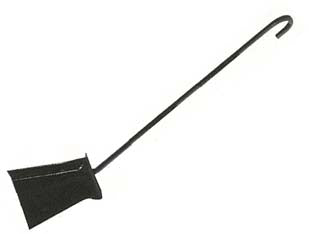 Paletta per camino - cm.50h. (724) - in ferro battuto verniciato nero