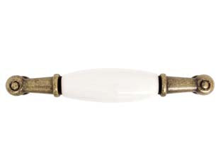 Maniglia per mobili in porcellana mod.m30.00 bianca - mm.107x18h. - interfori mm.96 - maniglia in porcellana colore bianco, base ottone anticato