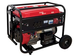 Generatore a benzina kw 5,5 (gn5500) - 230V/400V 50Hz, AC 21,7A, Potenza nominale 3600W, Potenza massima 5500W, DC 12V/8,3A, 3 prese monofase, 1 presa trifase, Moto...