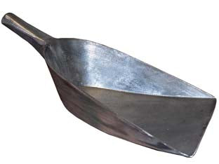 Sessola alluminio piana - cm.40x19 - Pressofusione di alluminio , adatta per uso alimentare , manico ergonomico
