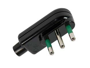 Spina a squadra piatta 2 poli + terra nera - nera 10A 80031 - in confezione singola FLOW PACK