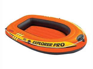 Canotto gonfiabile con tre camere daria explorer pro 50 +6 anni -cm.137x85x23h. - peso kg.1,97 (58354) - in PVC spessore mm.0,30 in tre camere d'aria con doppia valvola, fondo gonfiabile per un maggiore confort e rigidità dello sc...
