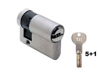 Mezzo cilindro europeor6 plus 82r60 - mm.40 (30+10) (82R6030109C5) - corpo in ottone nichelato a 6 spine, spina antitrapano nel corpo cilindro, CAMMA DIN 30°, vite mm.65, 5 chiavi + cantiere