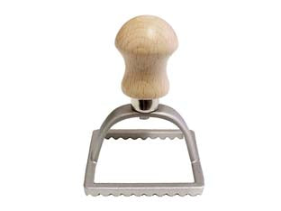 Stampo ravioli quadro in allumino cm.6,8 - cm.6,8x6,8x9h. - in alluminio