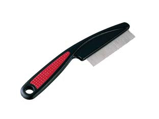 Pettine antipulci gro 5838 per cani e gatti con pelo corto e medio - cm.15x1x4h. - manico in plastica per una presa sicura, dotato di una fitta fila di robusti dentini in metallo cromato, il pettine agisce pu...