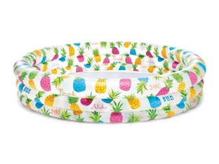 Piscina gonfiabile tonda tre anelli +2 anni - cm.132x38h. - peso kg.1,03 (59431) - in vinile spessore anelli mm.0,20 fondo mm.0,18, comoda e maneggevole, facilmente lavabile, con 3 anelli gonfiabili, capienz...
