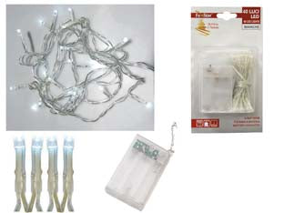 Luci 40 led bianco freddo a batteria per interno - mt.0,2 + 2,4 - per uso interno, con filo trasparente, facilmente nascondibile, alimentazione 3 batterie stilo AA 1,5v (batterie non incluse)