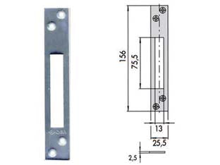 Contropiastra per serrature infilare profilati in ferro 06232 00 - mm.156x25,5 spessore mm.2,5 (06232 00) - in acciaio zincato, adatta per serrature Cisa serie: 17353, 17358, 56013, 56016, 56358, 56378, 57013, 57016, 57030, 57035, 57...