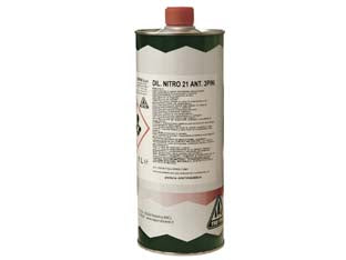 Diluente nitro 21 - lt.5 - diluente nitro antinebbia di formulazione bilanciata, idoneo per la diluzione di vernici di fondo, antiruggini e per usi gene...