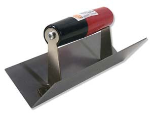 Frattone sagomato per angoli esterni a spigolo vivo art.829 - cm.25x7x7 - con manico in legno, spessore lama mm.1,5