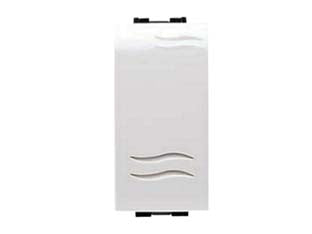 Interruttore unipolare aqua - 16AX 250V (7600.1) - 1 modulo singolo, colore bianco, monta su tutte le placche serie QuBe, Club, Classic, Domus, Millennium e similari, compatibi...