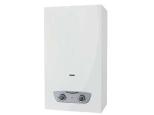 Scaldacqua gas gpl camera aperta fast r x - lt.11, dimensioni mm.310x255x617h. peso kg.10,2 - presenza del flussostato acqua per un controllo accurato della temperatura, 2 manopole, basso NOx conforme a ErP 26/09/2018, ...