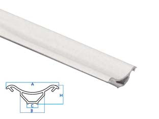 Profilo raccordo igienico rigido bianco - mm. A=30 B=14 C=6,4 H=11 - barra mt.2,5 - in PVC, ha un’ottima facilità di posa e una resistenza eccellente ad agenti atmosferici, solventi o graffi, ideale per docce,...