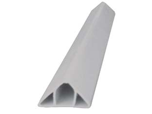 Smusso pvc per pilastri - mm.20x2x10h. barra mt.2 - grigio - in PVC, per smussare gli spigoli di pilastri e travi, durante la gettata di cemento