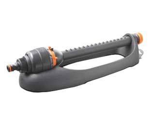 Irroratore oscillante su basamento astral 4 - blister - 80005669 - oscillante a regolazione continuta dell'arco di irrorazione da 20° a 100°, su basamento, silenziosissimo , per coprire unifo...