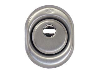 Defender 325 atra in acciaio cromo satinato - mm.50x25h interasse mm.31 - per serrature atra, corpo in acciaio carbonitrurato e zincato, durezza 60 Hrc, protezione entrata chiave in acciaio carbonitr...