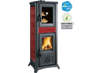 Stufa a legna gemma 5.0 forno 7,3 kw elegance bordeaux (conto termico) - misure cm.46,0x49,5x120,7h. - peso Kg.121 - 8,4 kw potenza termica globale, 7,3 Kw potenza nominale utile per mc.209 riscaldabili, tubo uscita fumi ø cm.12, rendimento 8...