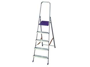 Scala in alluminio k100 d.lgs.81/08 - 8 gradini cm.56x15x253h (173h pedana) kg.6,60 - scala domestica in alluminio con paracorpo ad arco chiuso costruita rispettando precisi criteri previsti dal D.Lgs 81/08, por...