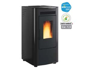Stufa a pellet ketty evo 2.0 6,5 kw nera (conto termico) - misure cm.45,6x50,7x88,4h. - peso kg.69 - 2,8, 7,4 Kw potenza termica globale, 2,5/6,5 Kw potenza nominale utile per mc.187 riscaldati , consumo 0,6/1,5 kg.h., capacit...