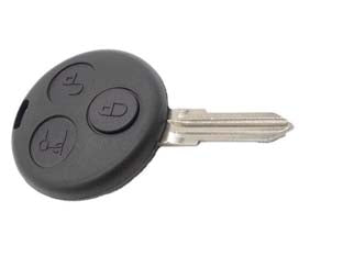 Radiocomando auto con transponder ym23r20 smart for two e roadster - YM23R20 - 3 bottoni - una volta programmato consente di riprodurre le funzionalità della chiave veicolo originale, dotato di 3 tasti, in dotazione ...